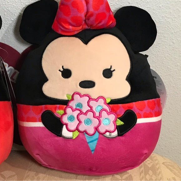 Disney Squishmallows Mickey and Minnie Mouse Valentines Set Heart Flowers NEW 8" - Picture 5 of 13